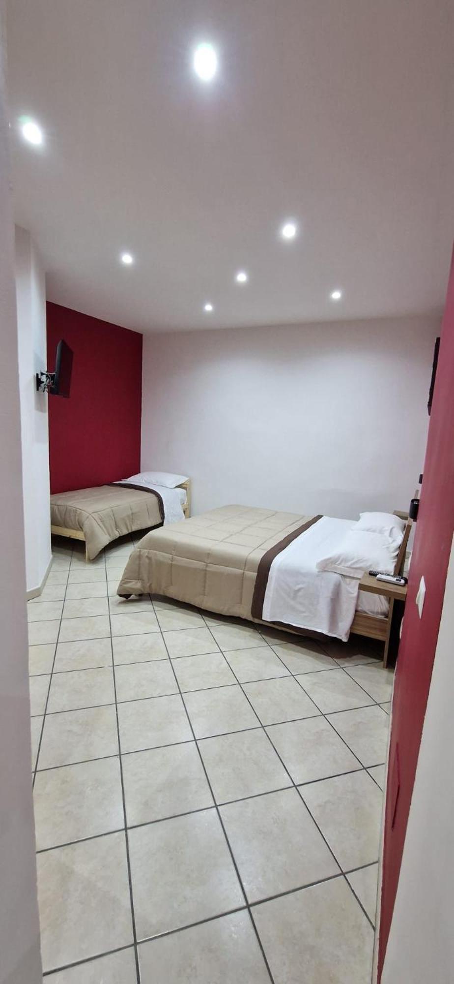 Domus Pisanelli Hotel Napoli Eksteriør billede